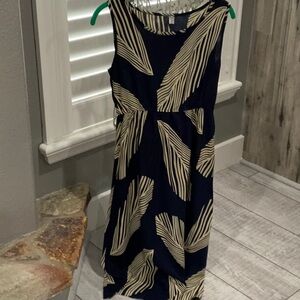 JIMEIHUI BLUE DRESS WITH CREAM FEATHER DESIGN.